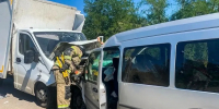 В Крыму столкнулись грузовик и легковушка, пострадали три человека></div>
	<div class= - Вести.Севастополь