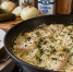 Минтай больше не жарю — тушу с луком и сливками: семья просит повторять снова и снова - Pg11.Ru