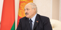 Лукашенко призвал США вернуть "должок" в 44 млн долларов - M24.Ru