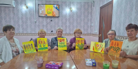 Арт-терапия ватными палочками: творчество для участниц культурно-досугового отделения - Центр соцобслуживания населения