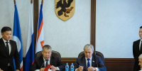 Город Якутск и региональное отделение Ассамблеи народов России подписали соглашение о сотрудничестве по подготовке к 400-летию города - Администрация г. Якутск