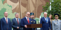 Олег Мельниченко принял участие в открытии в Пензе нового мурала - Правительство