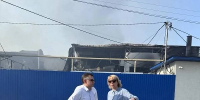 Юрий Слюсарь посетил в Таганроге пострадавшие от атаки БПЛА объекты: детский футбольный клуб, продуктовый склад и супермаркет «Светофор» - RO.Today