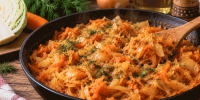 Капусту нового урожая не тушу часами: режу тонко и готовлю быстрый пирог на сковороде - ProKazan.Ru