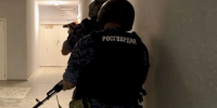 В астраханскую больницу пытался ворваться мужчина: не мог пережить расставания с друзьями - Bloknot-Astrakhan.Ru