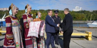 Академический ансамбль песни и пляски войск национальной гвардии прибыл в Ульяновск на теплоходе - Ульяновск сегодня
