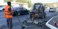В Красноярске на проспекте Свободном с опозданием укладывают асфальт - Комсомольская Правда