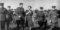 Щербаков на выпуске курсов политработников,1942 г. - Рыбинские Известия