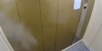 В Ярославле в многоэтажке рухнул лифт — видео | Источник: Жесть Ярославль / Max - 76.Ru