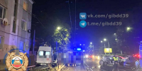 Такси выбило скорую помощь на тротуар в Калининграде - ИА Русский Запад