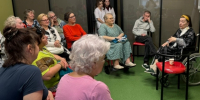 Народная артистка Наина Хонина встретилась с пациентами тверского центра Аваева - Газета Вся Тверь