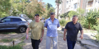 Владимир Елединов провел прием граждан в микрорайоне Малый Ахун: проблемы жителей — под контроль! - Городское Собрание
