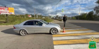 Девушка попала под колеса иномарки: не увидел пешехода из-за яркого солнца водитель в ЕАО - РИА Биробиджан