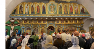 Богослужение в трапезном храме Успения Божией Матери - ИППО