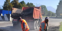 За лето во Владикавказе в ходе ямочного ремонта уложили более 15 тысяч м² асфальта   - Администрация г. Владикавказ