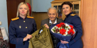 Сотрудники следственного управления поздравили ветерана Великой Отечественной войны Сбоева Владимира Васильевича со 101 летием - Следственный комитет