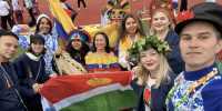 На Международном фестивале молодежи началось шествие молодежи мира. Калужане тоже в строю - NgRegion.Ru