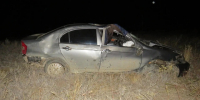 На трассе под Акбулаком опрокинулся автомобиль: двое в больнице - Комсомольская Правда