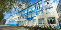 В посёлке Пионерский Советского района Руслан Кухарук посетил школу на 530 мест, где завершён капитальный ремонт - 2Goroda.Ru