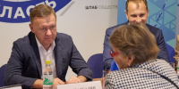 "Важнейшая задача – общение с людьми": мэр Сергей Надсадин провел личный прием граждан - News.Astv.Ru