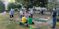 Депутат Барнаульской городской Думы Захар Торычев встретился с активистами МКД по ул. Красный текстильщик, 6 - Справедливая Россия