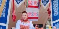 Анна Суслова из сосновоборской студии «Горница» провела мастер-класс по северным росписям на всероссийском фестивале в Выборге - Газета Маяк