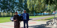 Глава администрации Терновского муниципального района Михаил Александрович Брагин посетил сельский Дом культуры в селе Александровка. - Терновский район