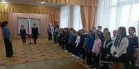 Во всех общеобразовательных учреждениях Городищенского района состоялись традиционные линейки с поднятием Государственного флага - Городищенский район