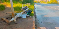 Водитель сбил светофор. - МО Кирово-Чепецк
