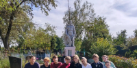 Волонтеры новозыбковского Движения Первых привели в порядок могилы солдат - Газета Маяк