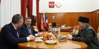 Магомед Рамазанов поздравил Ахмада Афанди с днем рождения - РИА Дагестан