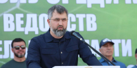 Магомед Рамазанов посетил турни по мини-футболу на стадионе «Труд» - РИА Дагестан