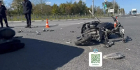 Двое подростков на мопеде пострадали в ДТП в Южно-Сахалинске — видео - Sakhpress.Ru
