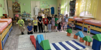 10 сентября в  группе «Сказка» МБДОУ-детский сад № 14 «Рябинка» прошел тематический день, посвященный правилам дорожного движения. - Администрация г. Клинцы