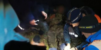 В Слюдянском районе спасатели эвакуировали из леса травмированного сборщика дикоросов - Baikal24.Ru