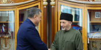 Фёдор Щукин поздравил муфтия Дагестана с днём рождения - Дагестанская правда