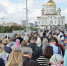 Время ожидания в очереди к мощам святых в Москве составило 4,5 часа - M24.Ru