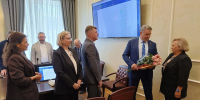 Ректор ВГМУ поздравил заведующую кафедрой фтизиатрии Ольгу Великую - Медицинский Университет им. Н.Н. Бурденко