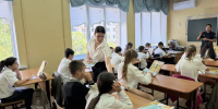 Опасные фотосессии на рельсах  — о чем предупредили астраханских школьников - Юг России