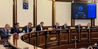 В Доме правительства Ленобласти обсудили развитие в регионе спортивной медицины - ЛенТВ24