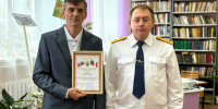 В Удмуртской Республике руководитель следственного управления вручил благодарность местному жителю за спасение девочки от нападения безнадзорной собаки - Следственный комитет