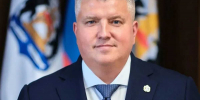 Александр Дронов поблагодарил жителей за доверие. - Новгородские Ведомости