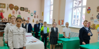 11 сентября 2026 года в группе «Юный художник» МБУДО ЦДТ состоялся патриотический час, посвященный героям ВОВ. - Администрация г. Клинцы