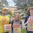 Кемеровские активисты СПРАВЕДЛИВОЙ РОССИИ рассказывают горожанам о новых инициативах партии по поддержке семей с детьми - Справедливая Россия