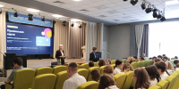 В Мысках школьникам рассказали о Пушкинской карте и волонтёрстве - Город Мыски