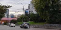 «Ниссан» и «Нива» не поделили дорогу у здания суда на ВИЗе - Фото 2 - JustMedia