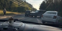 Произошло ДТП с участием трёх автомобилей - TltGorod.Ru