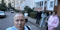Сырые стены и плесень: координатор ЛДПР выслушал жителей дома на Артиллерийской - ЛДПР