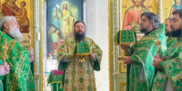 В Мензелинске прошли праздничная Литургия и крестный ход - Мензеля