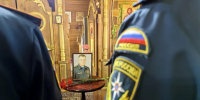 Сотрудники МЧС Забайкалья почтили память Героя России Евгения Зиничева - МЧС Забайкальского края